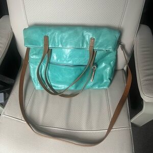 Hobo Leonie convertible tote in light green